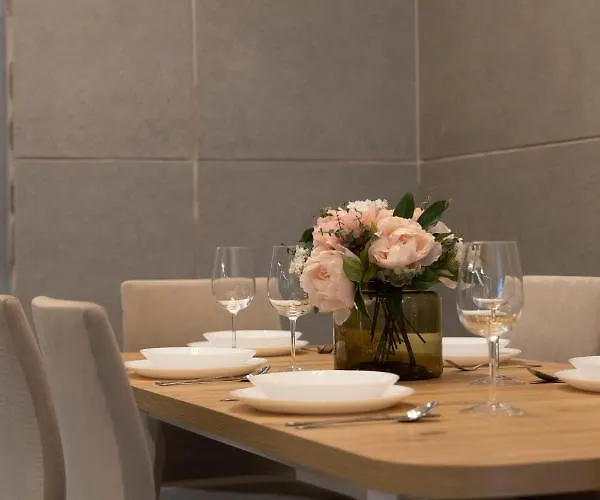 Appartement Luxurious & Spacious With Balcony *