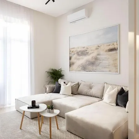 Apartmán Luxurious & Spacious With Balcony Budapešť