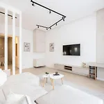 Апартаменты Luxurious & Spacious With Balcony Будапешт