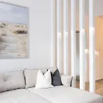 Luxurious & Spacious With Balcony
