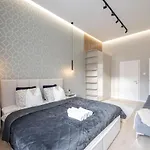 Luxurious & Spacious With Balcony Будапешт